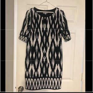 Sandra Darren Black/White EUC size 12